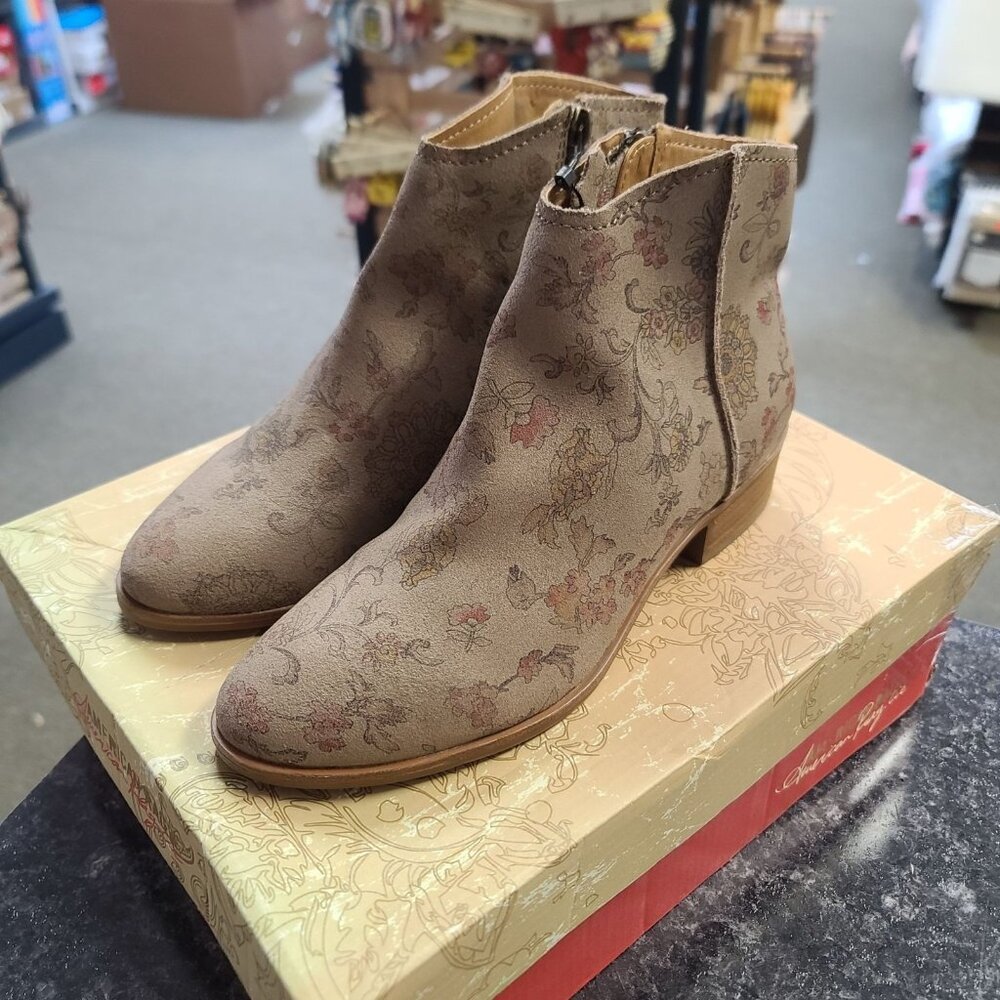 American Rag Womens Jolene Leather Ankle Bootie, Almond, Size 6